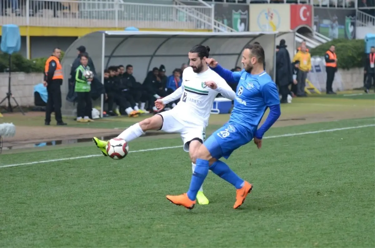 Spor Toto 1. Lig: Denizlispor: 5 - Adana Demirspor: 1