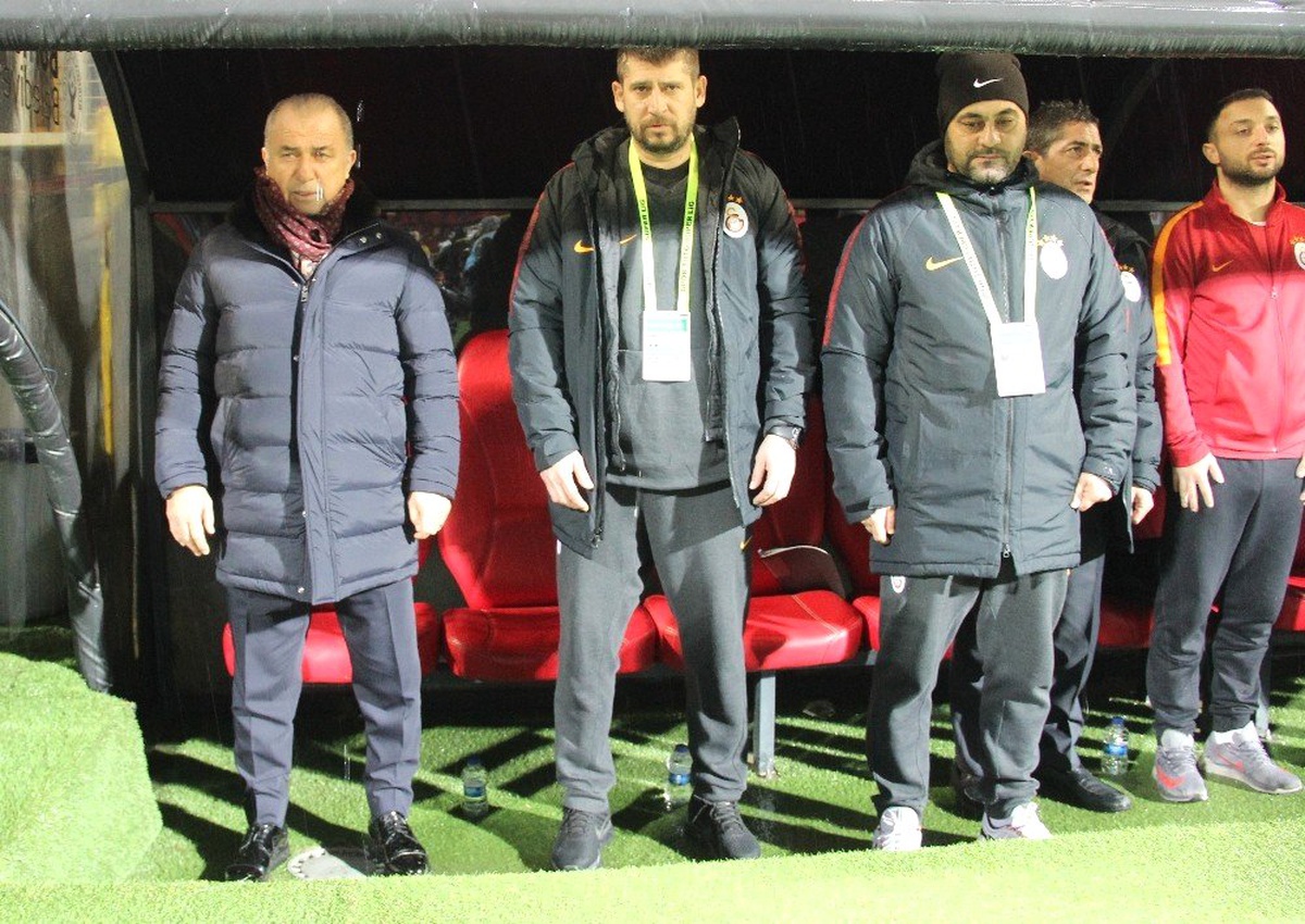 Spor Toto Süper Lig: Göztepe 0 - Galatasaray 0 (İlk Yarı)