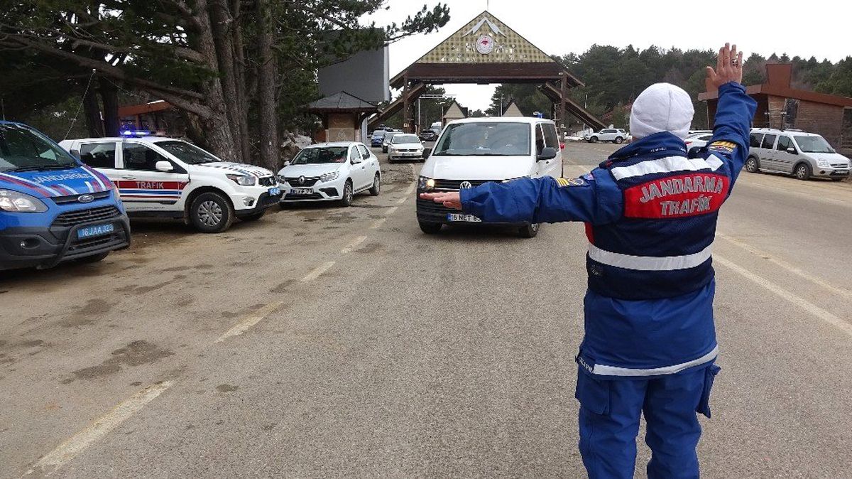 Uludağ Yolunda 2.5 Kilometrelik Trafik
