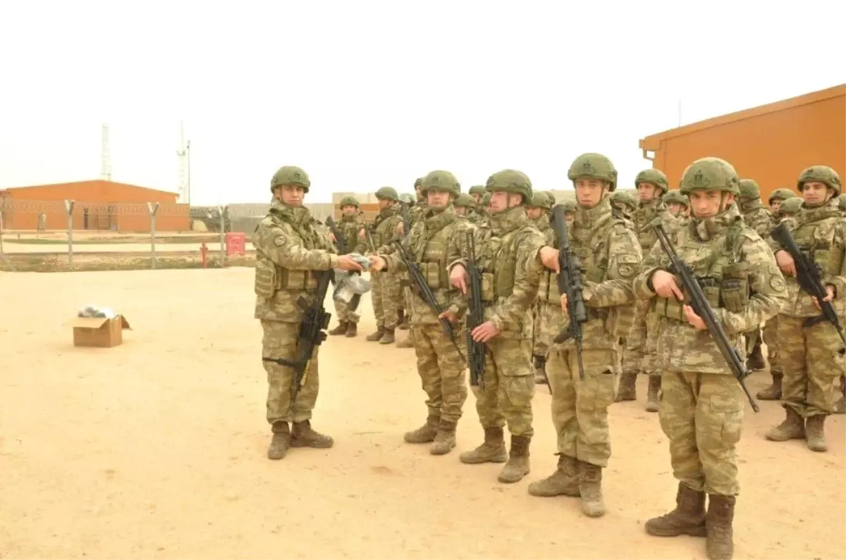 Atkı Gönderen Öğrencilere Mehmetçikten Teşekkür