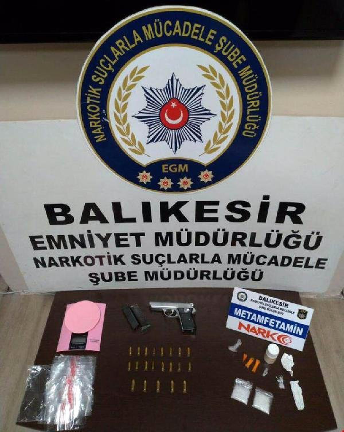 Balıkesir\'de Uyuşturucu Ticaretine 2 Tutuklama
