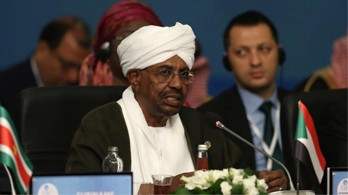 El-Beşir: \'Arap Baharı\'nı Sudan\'da canlandırmak isteyenler var