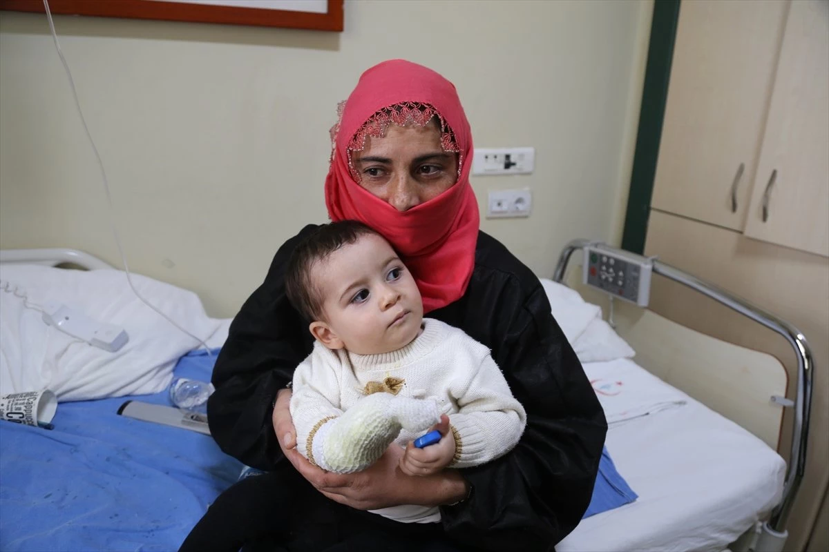 Kaynar Sütle Yanan 1,5 Yaşındaki Çocuk Tedavi Altına Alındı