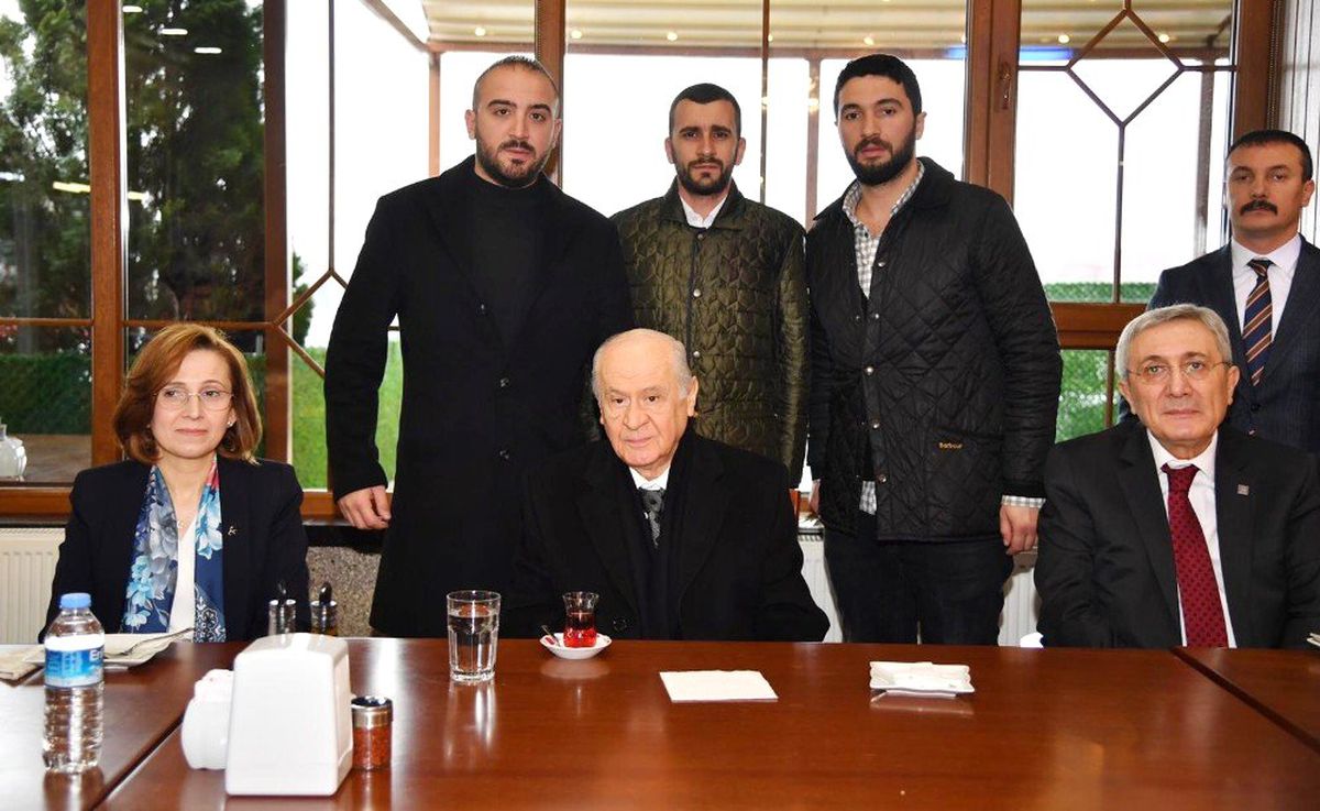 MHP Genel Başkanı Bahçeli Sakarya'da Mola Verdi