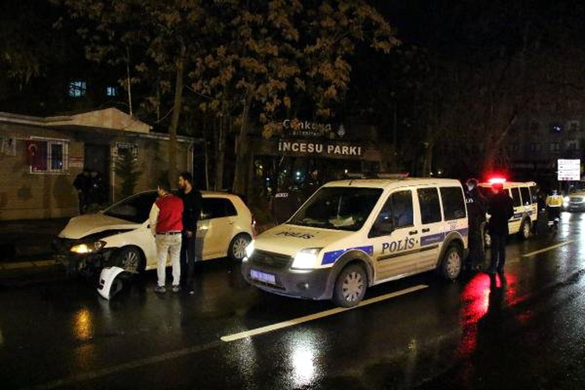 Polisten Kaçan Otomobil, Kaza Yaptı: 1 Yaralı