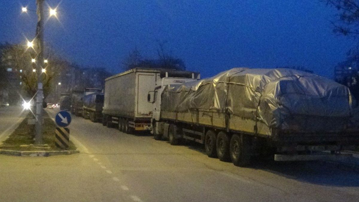 Sivil Tırlardan Getirilen Askeri Mühimmatlar Hatay\'a Ulaştı