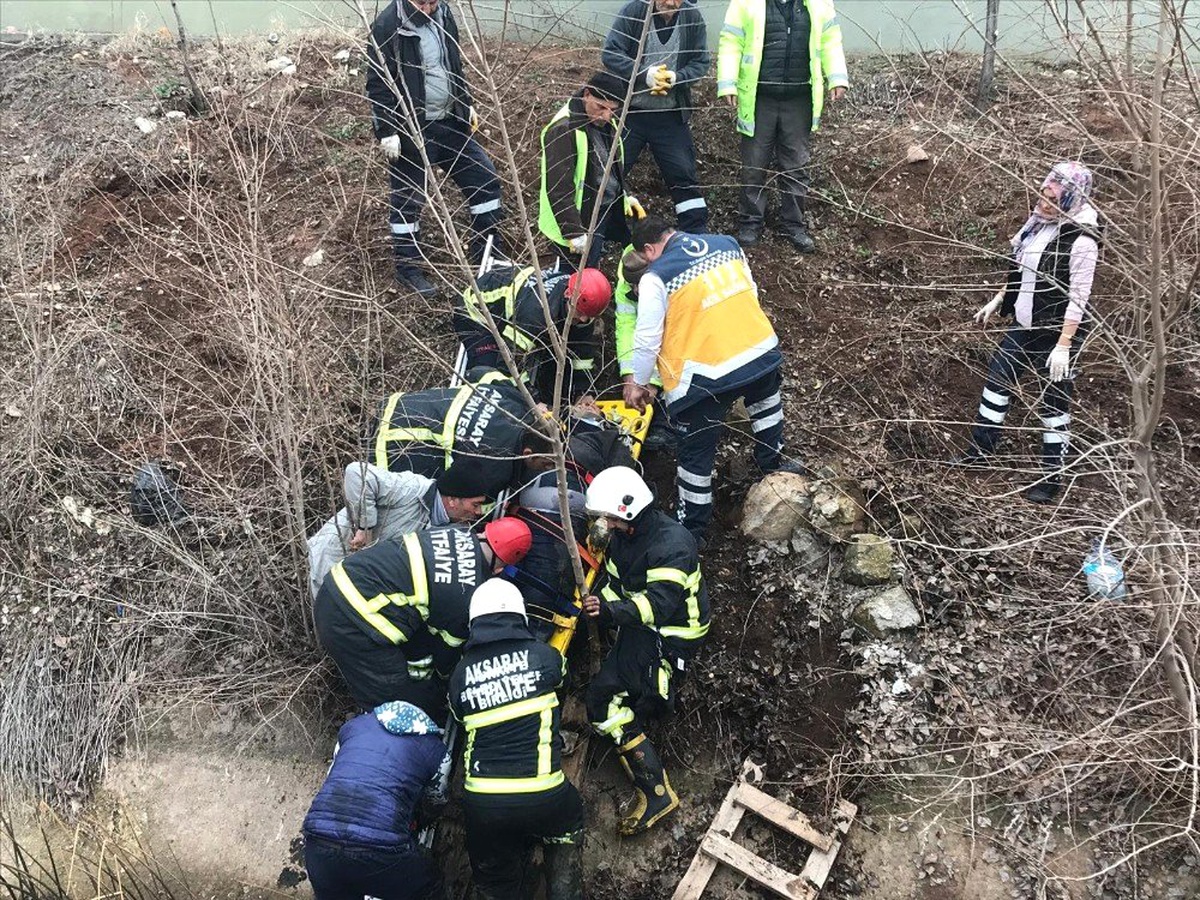 Sulama Kanalına Düşen Vatandaş İtfaiye Tarafından Kurtarıldı