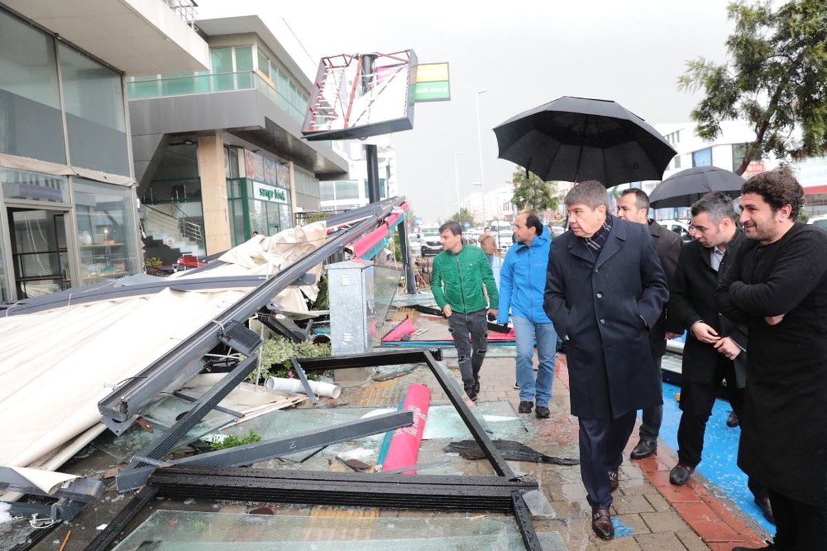 Türel\'den Hortumdan Zarar Gören Vatandaşlara Geçmiş Olsun Ziyareti