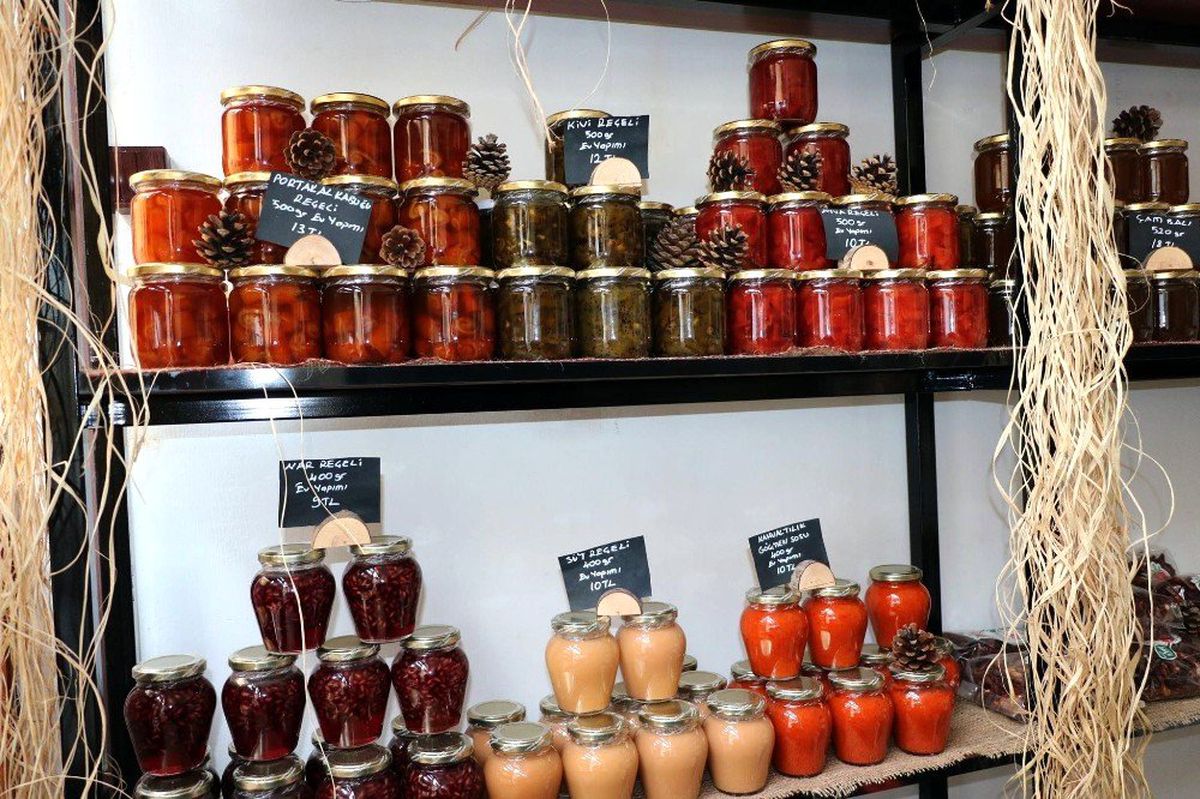 Yozgat\'ta Ev Yapımı Reçellere İlgi Arttı