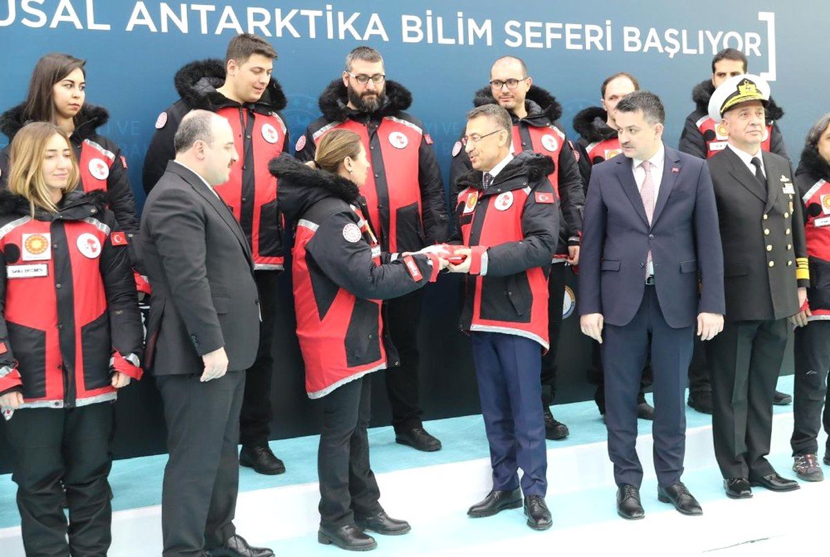3. Ulusal Antarktika Bilim Seferi\'ne Çıkacak Heyet Sakarya\'dan Uğurlandı