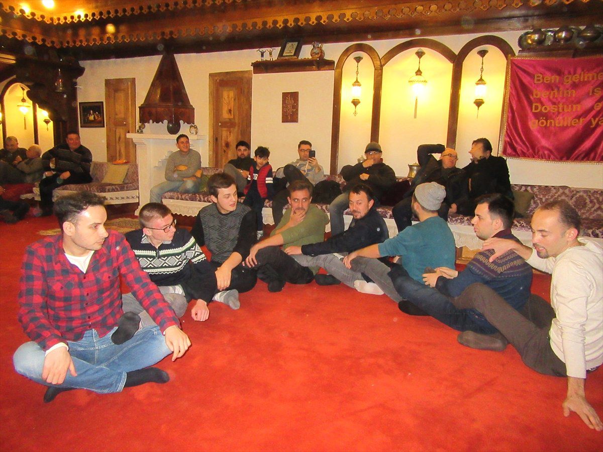 Afyonkarahisar\'da Köy Odası Geleneği Yaşatılıyor