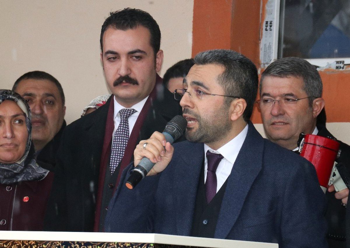 AK Parti Edremit Belediye Başkan Adayı İsmail Say\'a Yoğun İlgi