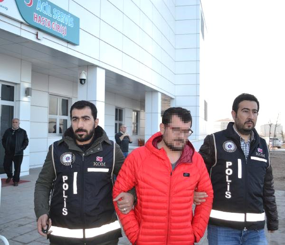 Aksaray\'da Fetö\'nün Yeniden Yapılanmasına Operasyon: 3 Gözaltı