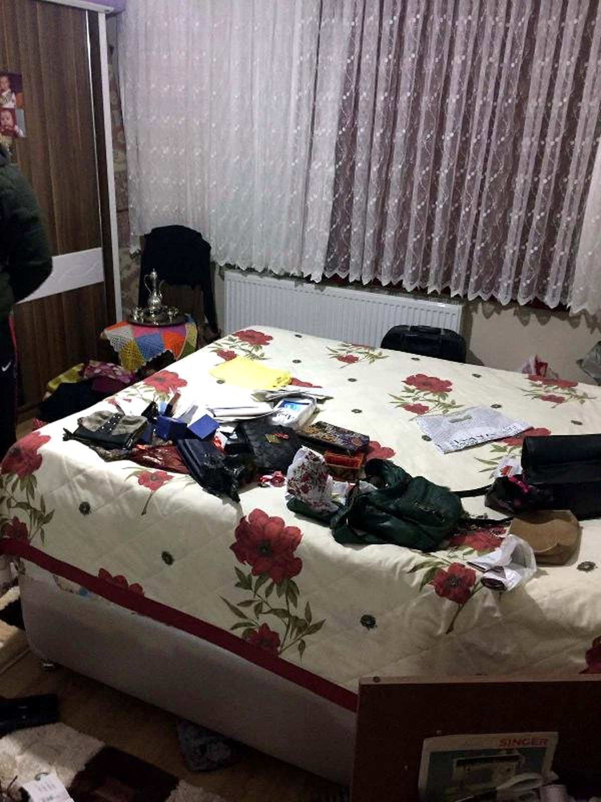Ankara\'da 3 Polisi Yaralayan Sabıkalı Hırsız Suçüstü Yakalandı