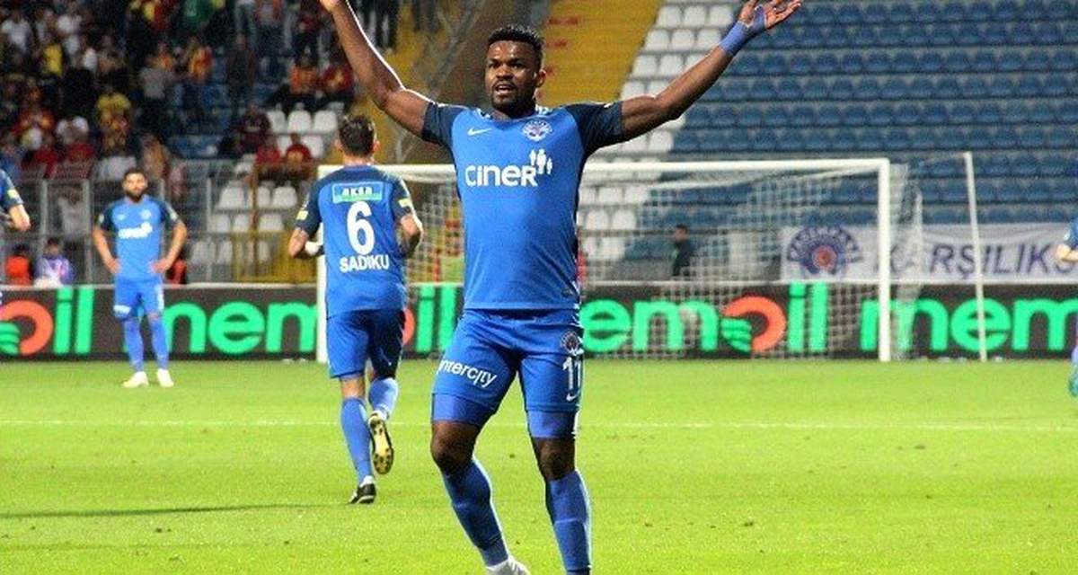 B.b. Erzurumspor, Kasımpaşa\'dan Eduok ile Anlaştı