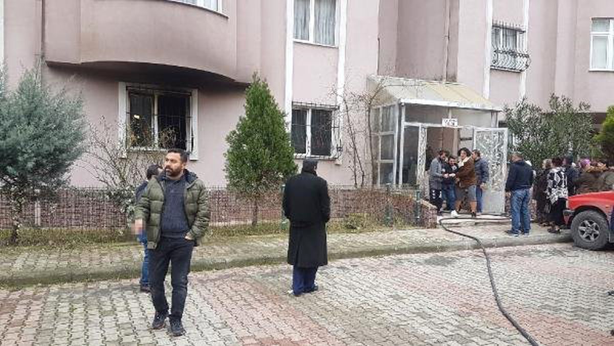 Başakşehir\'de Yangın; Engelli Kadın Hayatını Kaybetti