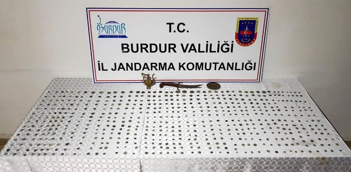 Burdur\'da Tarihi Eserleri Satmayı Planlayan Şüpheliler Yakalandı