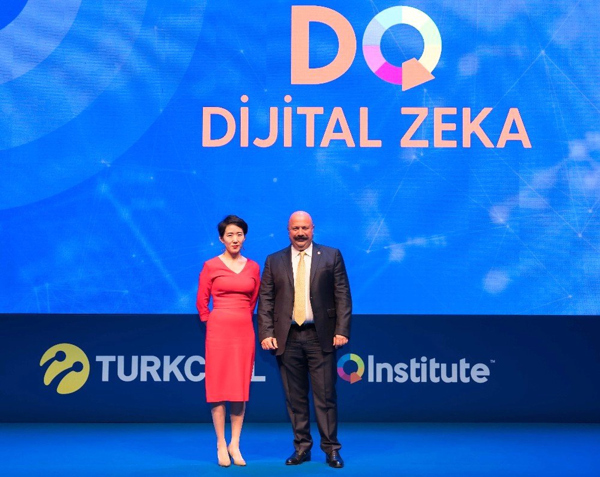 Çocuklar Dijital Dünyaya \'Dijital Zeka Dq\' ile Hazırlanacak