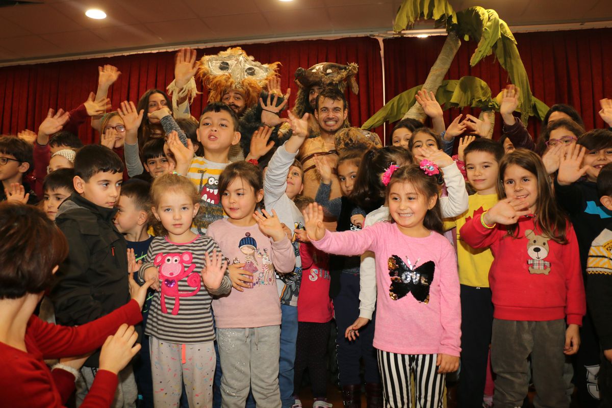Çocuklara Karne Hediyesi´Ne Yoğun İlgi