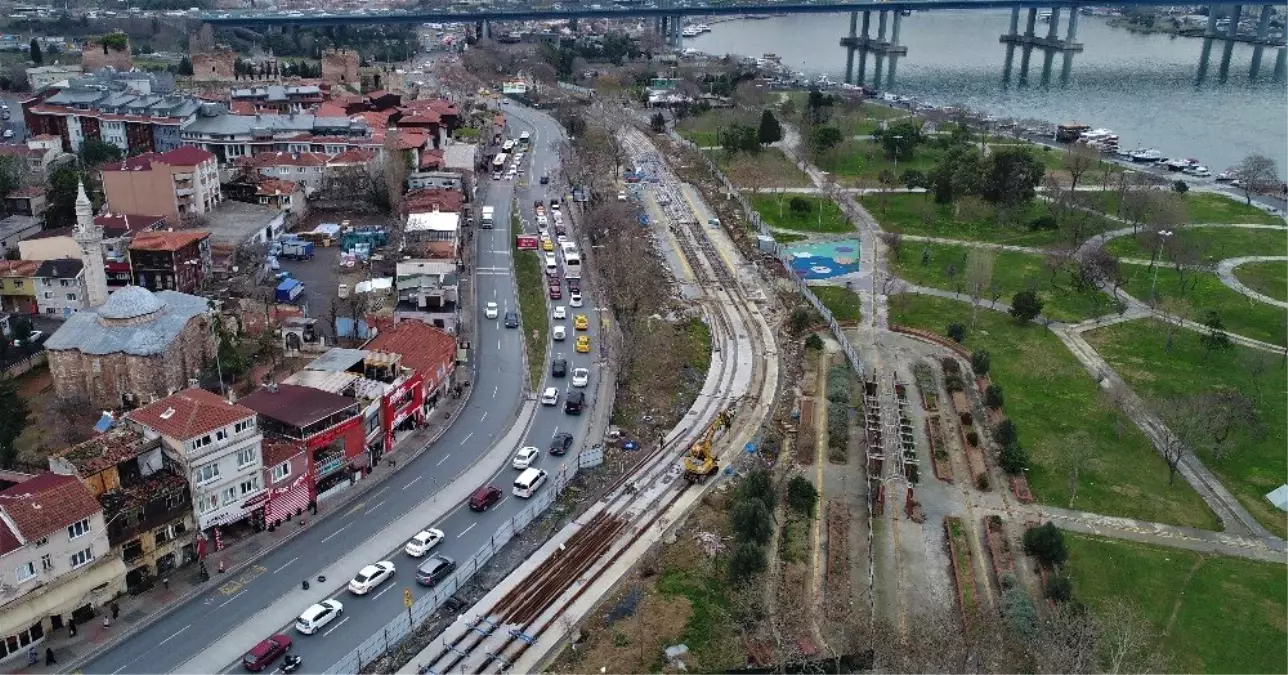 Eminönü Alibeyköy Tramvay Hattının Rayları Yerleştiriliyor