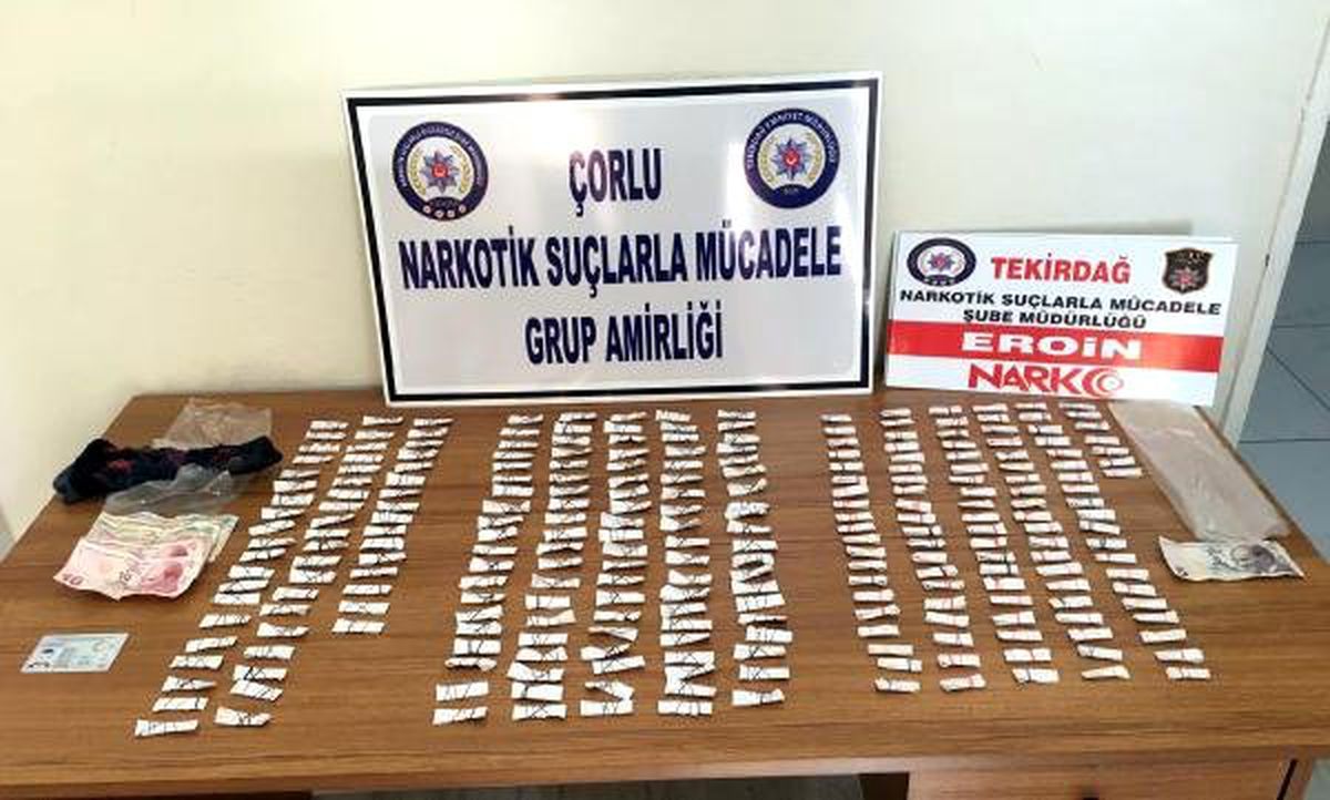 Evde Yapılan Aramada Vazo İçinde Uyuşturucu Ele Geçirildi