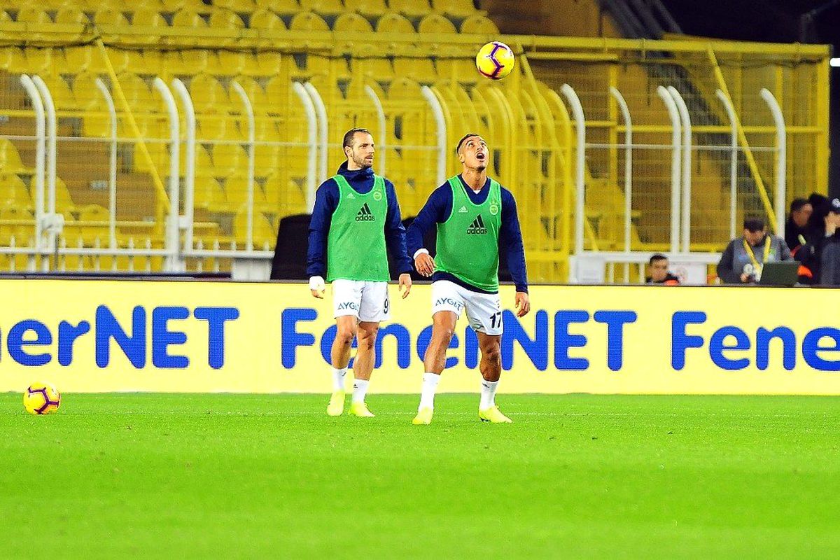 Fenerbahçeli Futbolculara Tepki
