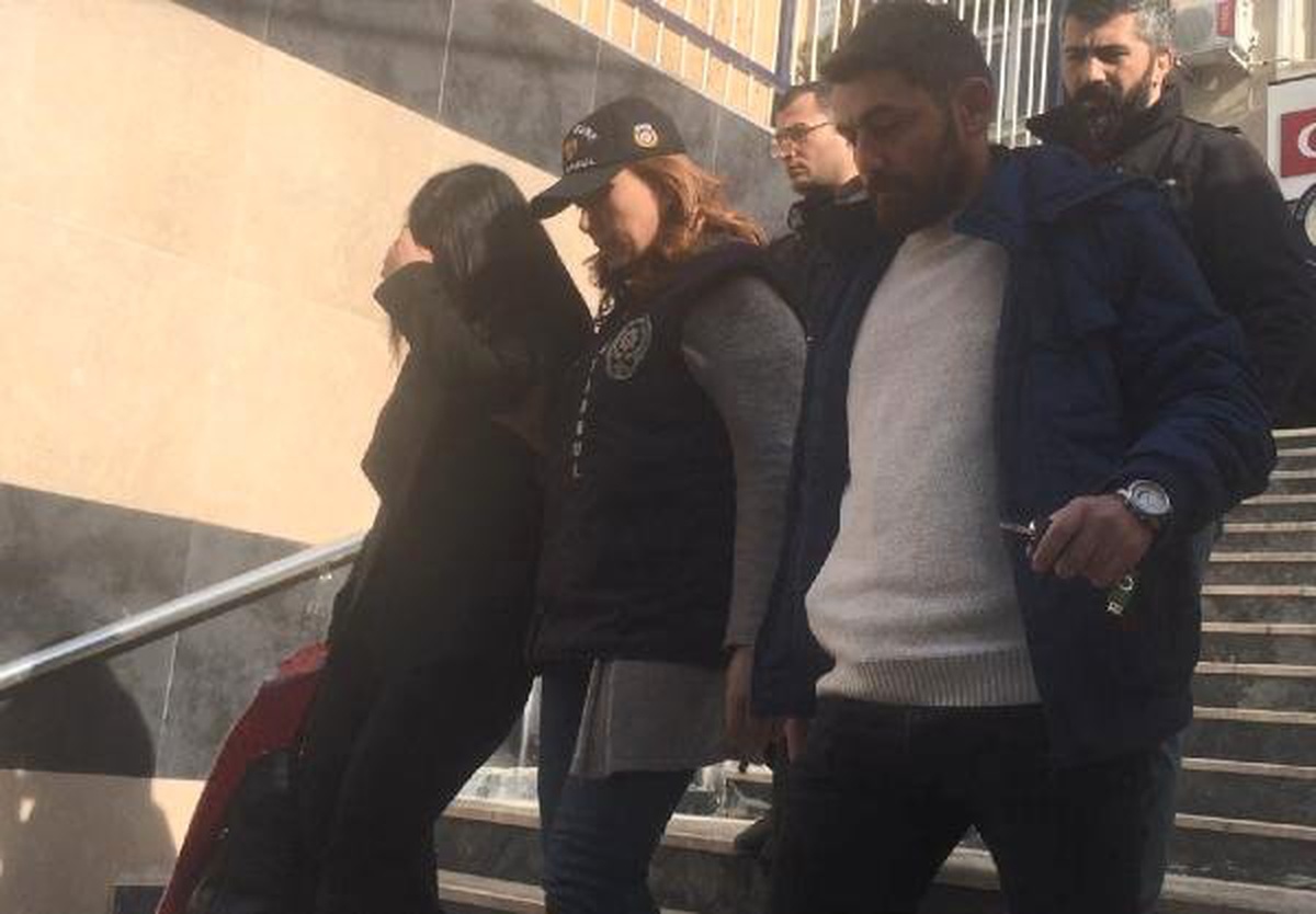 Film Gibi Rüşvet Operasyonu; 4\'ü Vergi Müfettişi 1\'i Mali Müşavir 6 Gözaltı