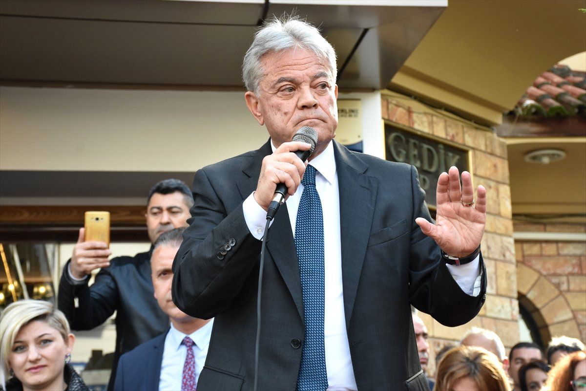 Genel Merkeze Ders Vermek Boynumuzun Borcu"