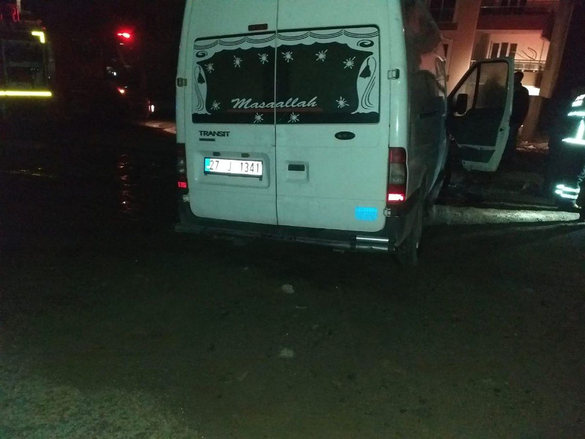 Hatay\'da Seyir Halindeki Araçta Yangın