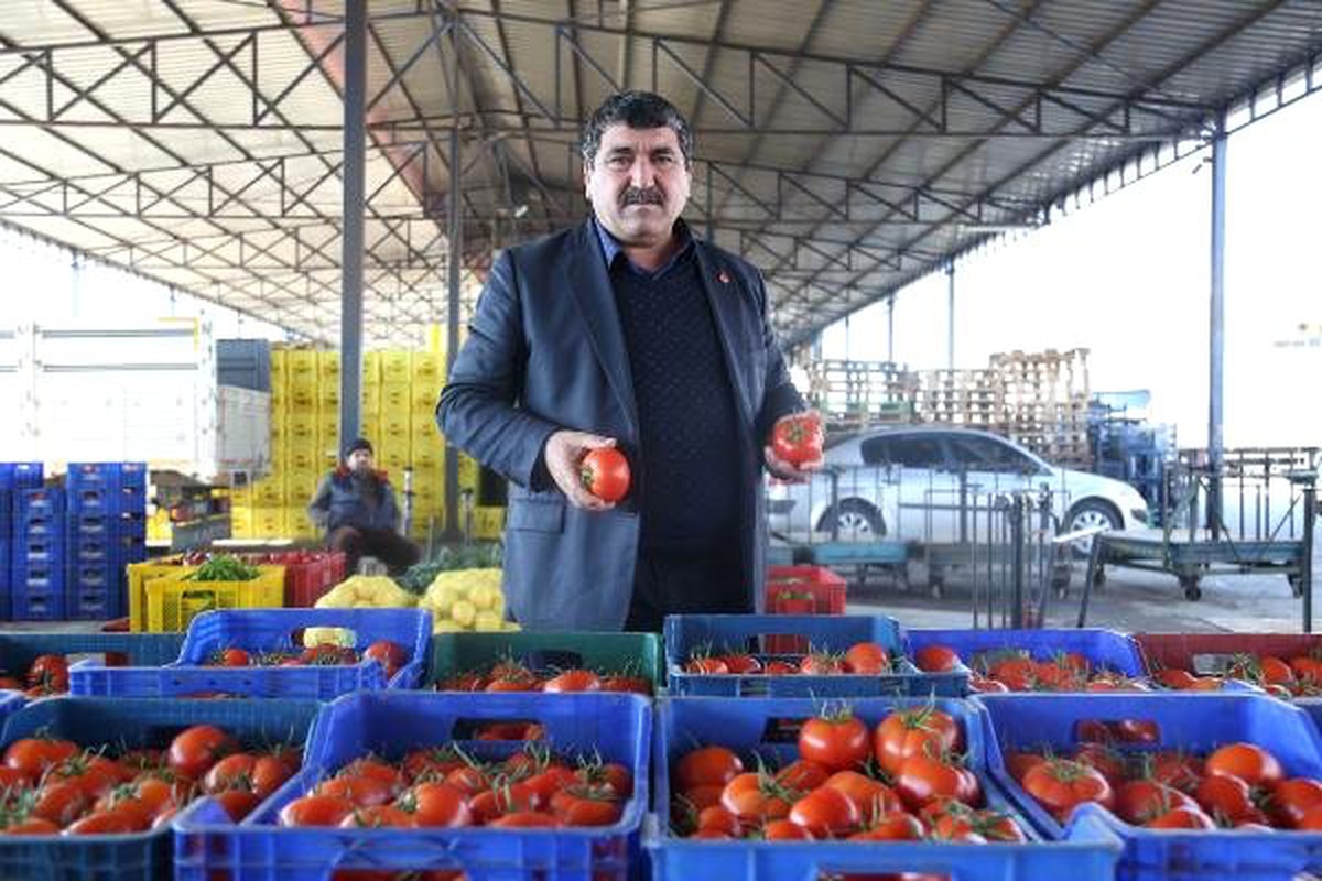 Hortum Sebze- Meyvenin Miktarını Düşürdü, Fiyatını Artırdı
