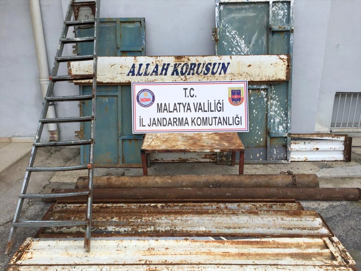 Hurdacıya Satılan Eşyalar, Hırsızları Yakalattı