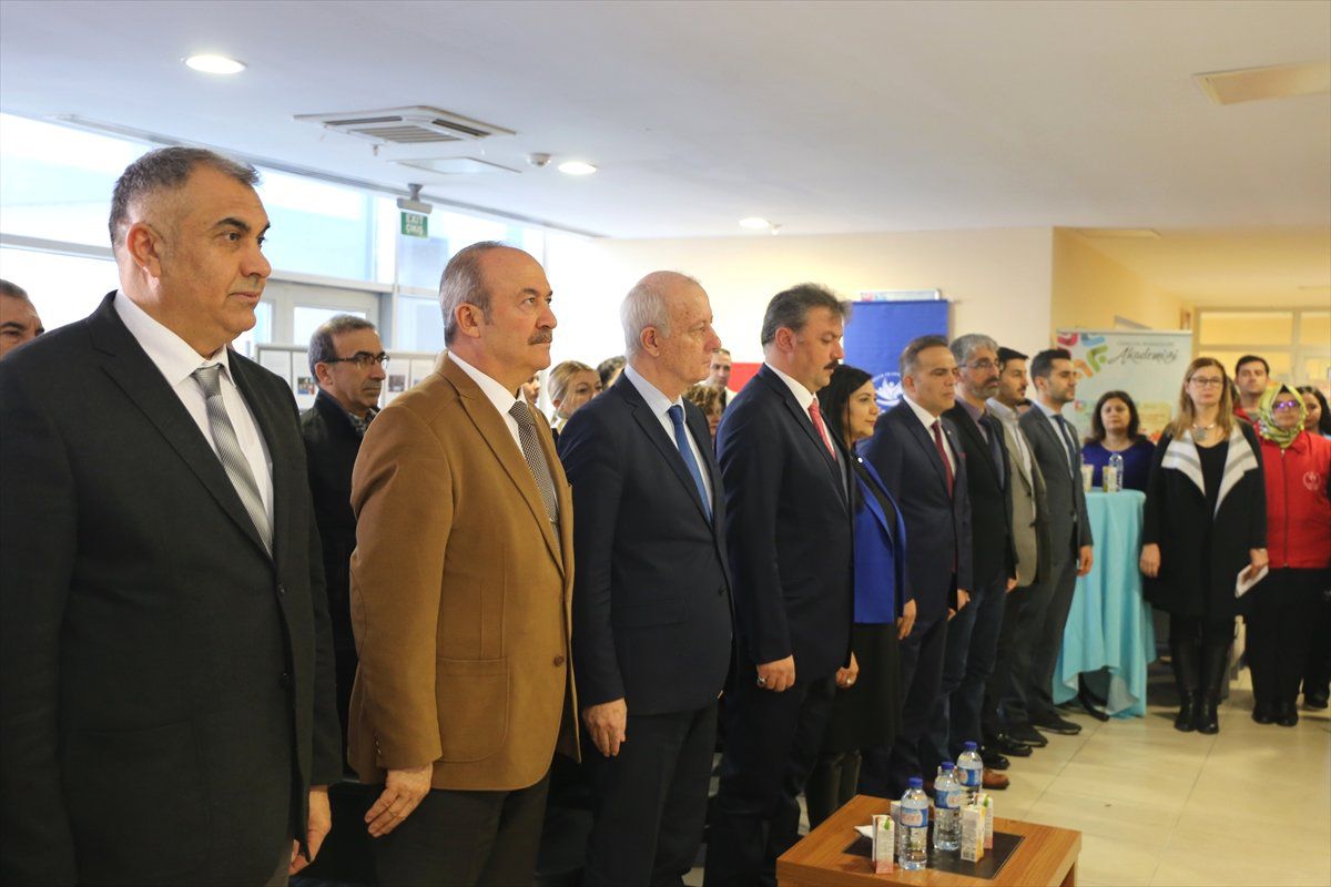 İzmir\'de Umut Köprüsü" Projesinin Tanıtımı Yapıldı