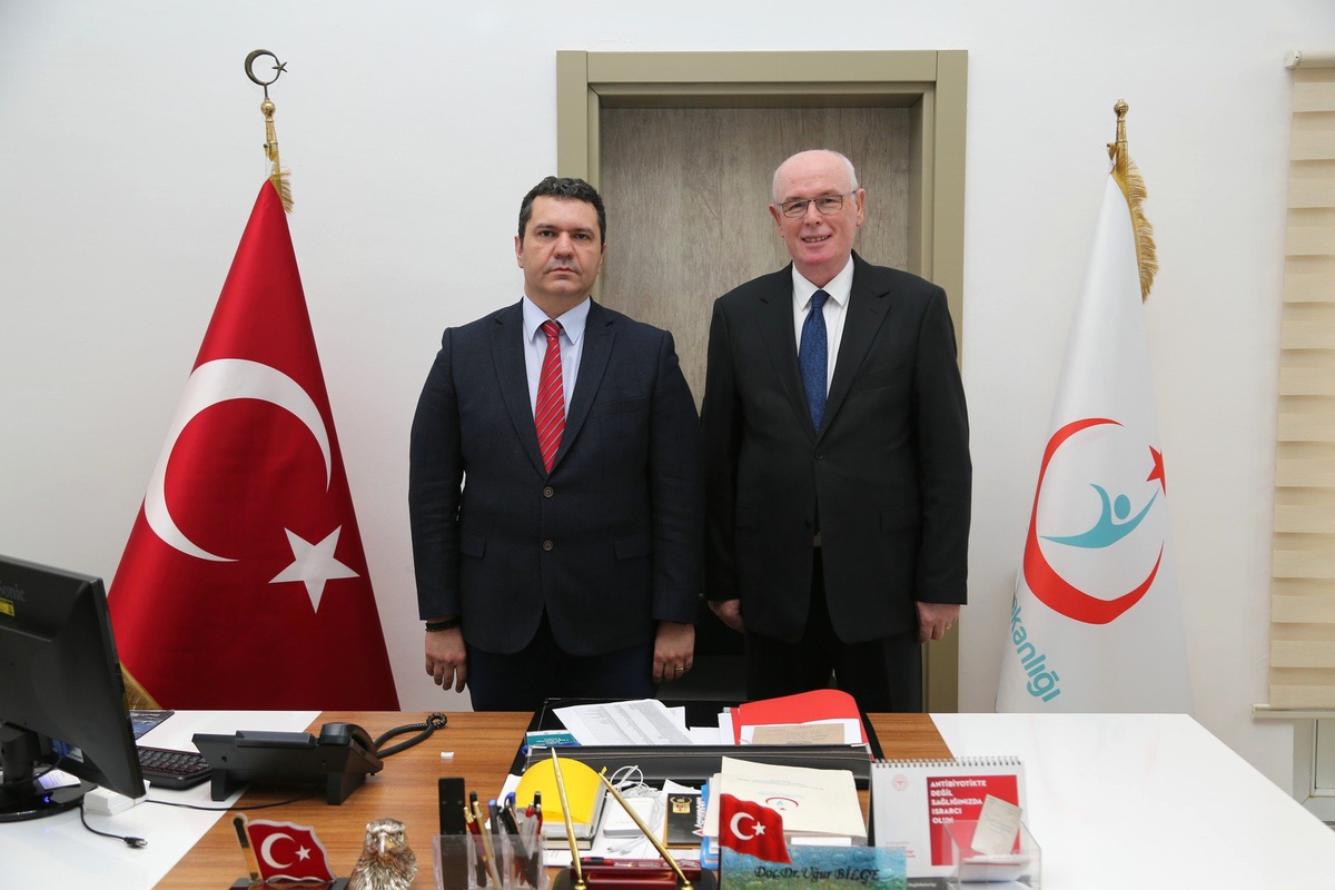 Kazım Kurt Sağlık Müdürlüğü\'nü Ziyaret Etti