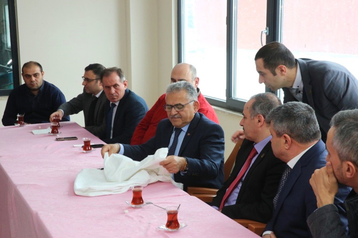 Melikgazi Belediyesinden Doğa Dostu Bez Çantalar