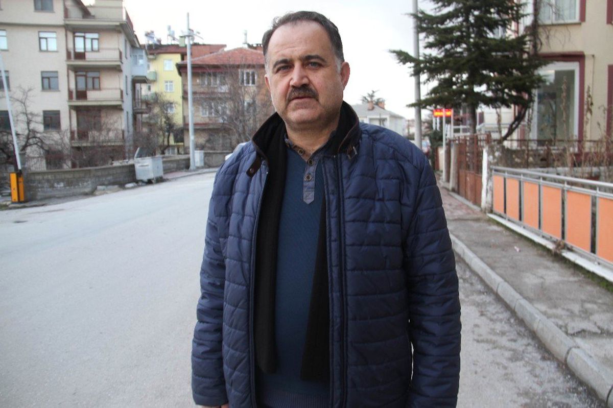 Muhtar Seçilirse 5 Yıllık Maaşını Mehmetçik Vakfı\'na Bağışlayacak