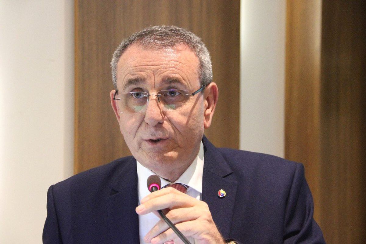 Murzioğlu: "Büyük Bir Osb Oluşturmak İçin Elimizden Geleni Yapıyoruz"