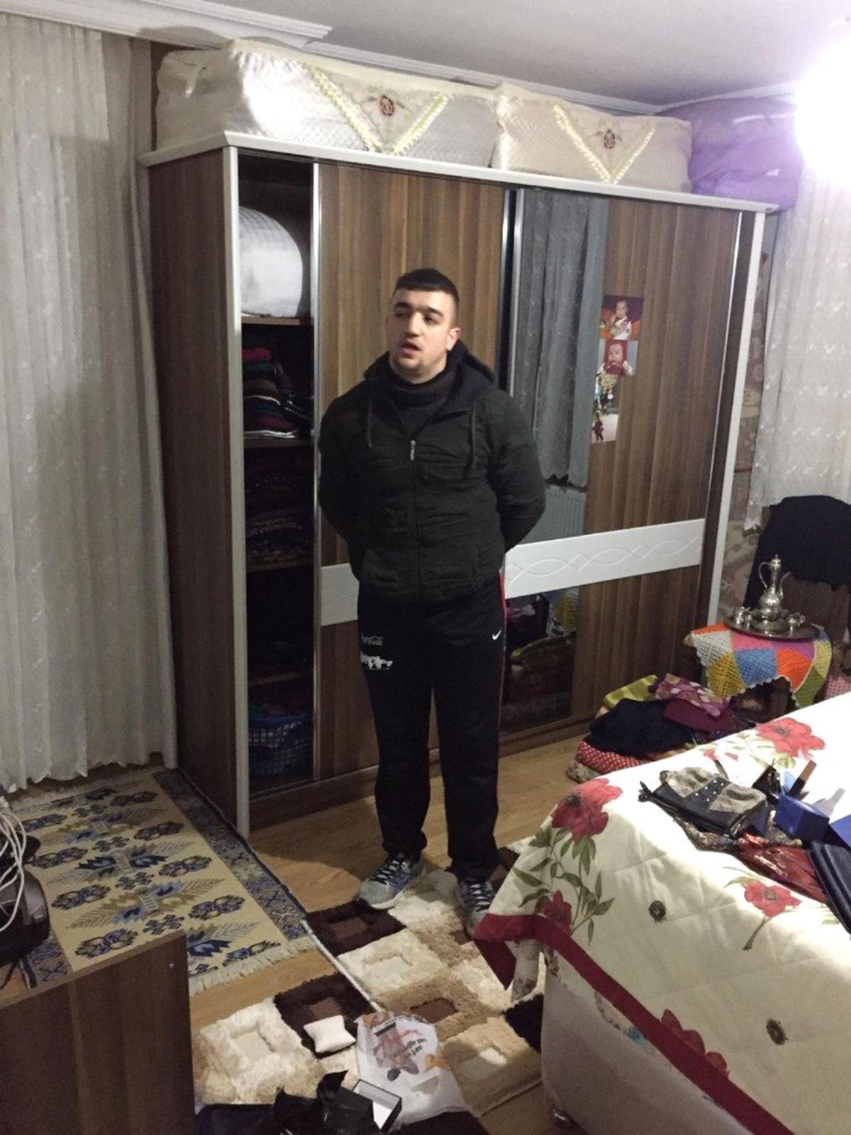Polis Yaralamaktan Sabıkalı Hırsıza Bekçilerden Suçüstü