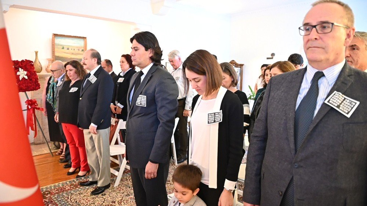 Şehit Diplomatlar Los Angeles\'ta Anıldı