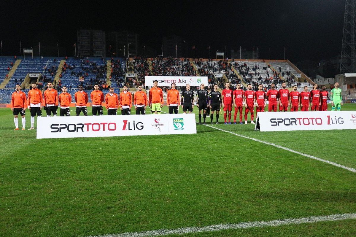 Spor Toto 1. Lig: Adanaspor: 0 - Ümraniyespor: 1 (İlk Yarı Sonucu)