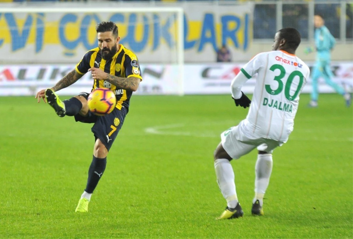 Spor Toto Süper Lig: Mke Ankaragücü: 0 - Aytemiz Alanyaspor: 2 (Maç Sonucu)