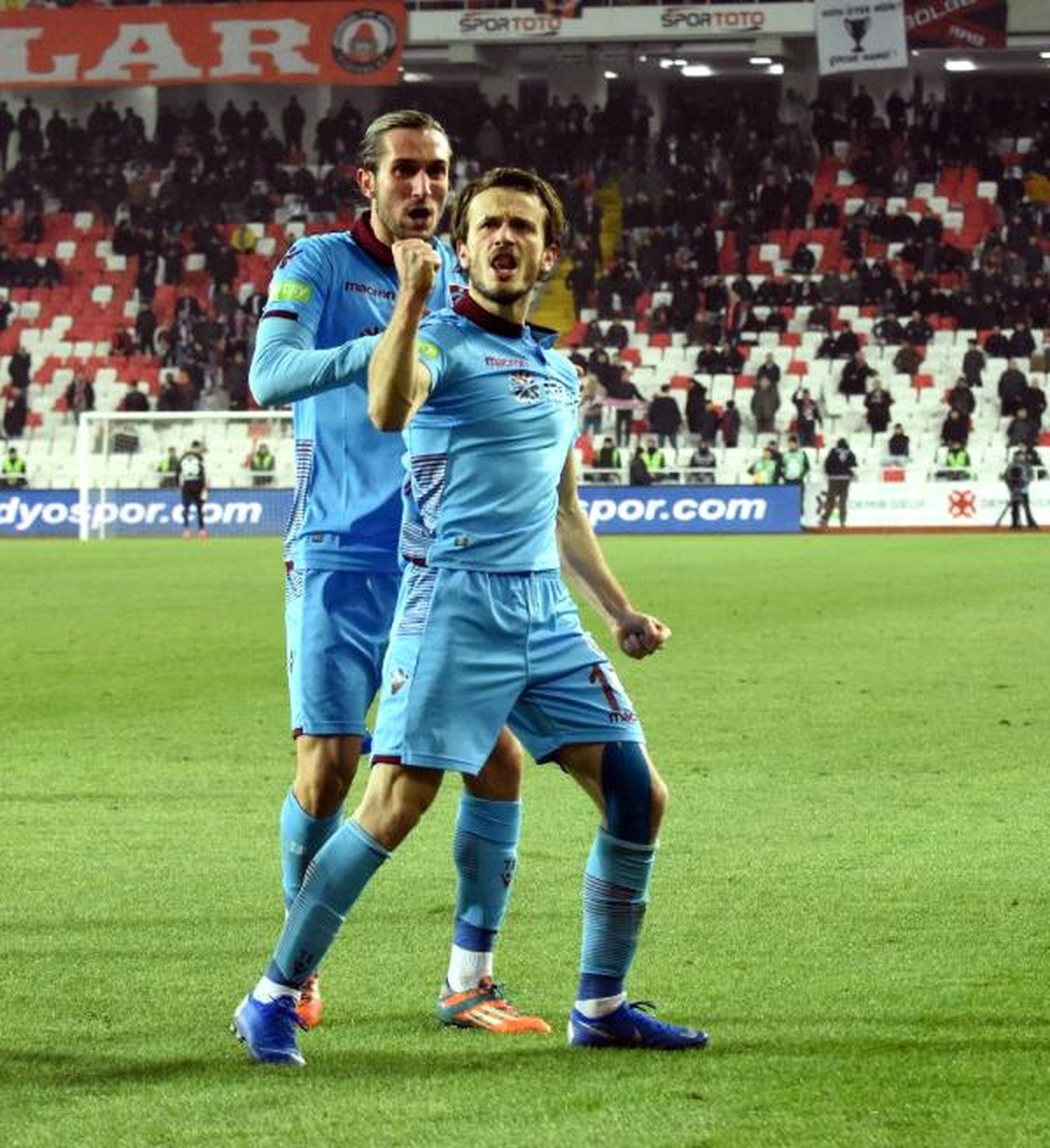 Trabzonspor\'u Altyapısı Sırtlıyor