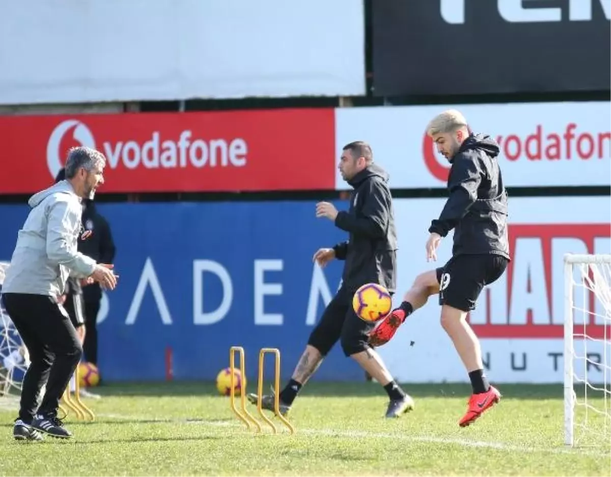 Beşiktaş, Antalyaspor Maçı Hazırlıklarını Sürdürdü