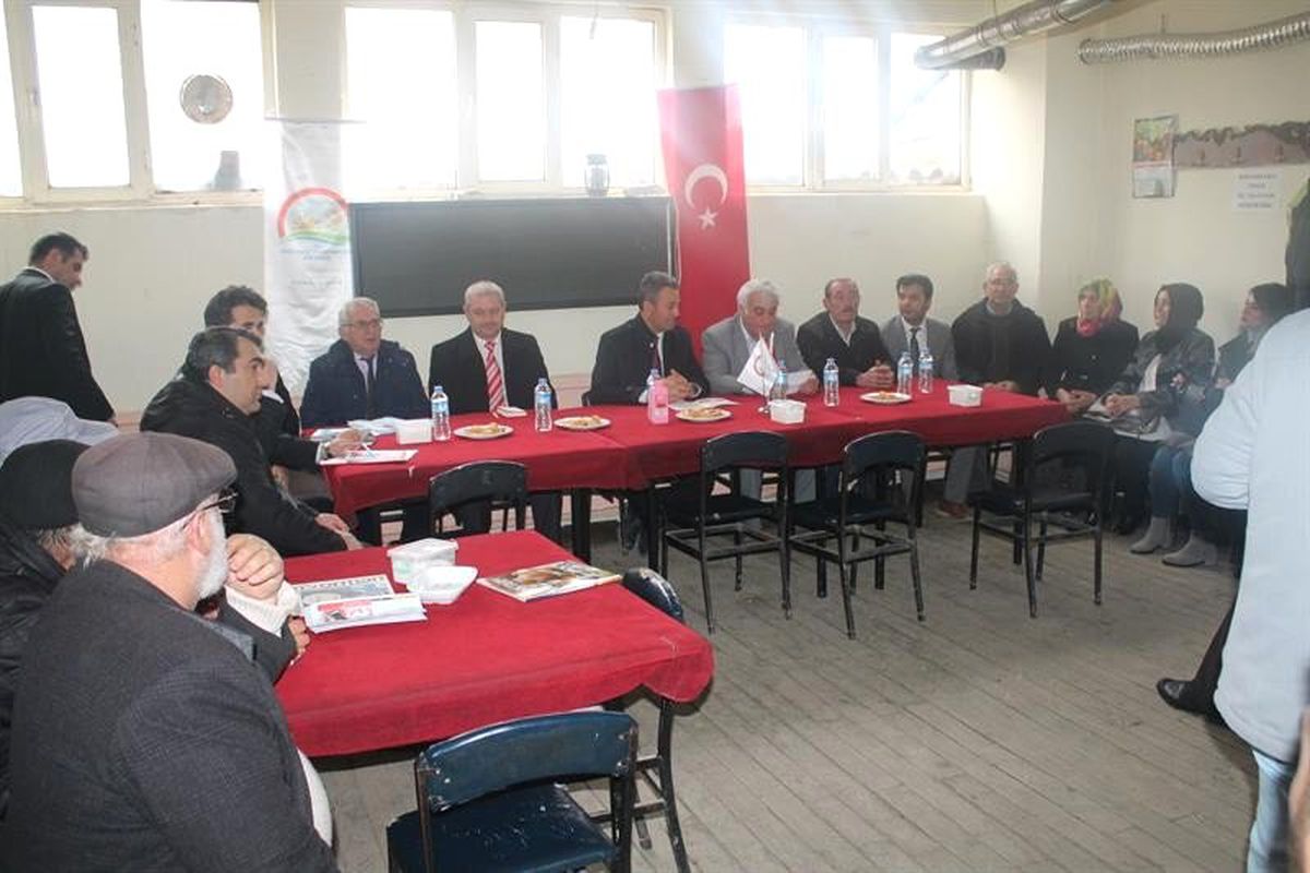 Bu Köyün 30 Bin Dekar Tarım Arazisi Var
