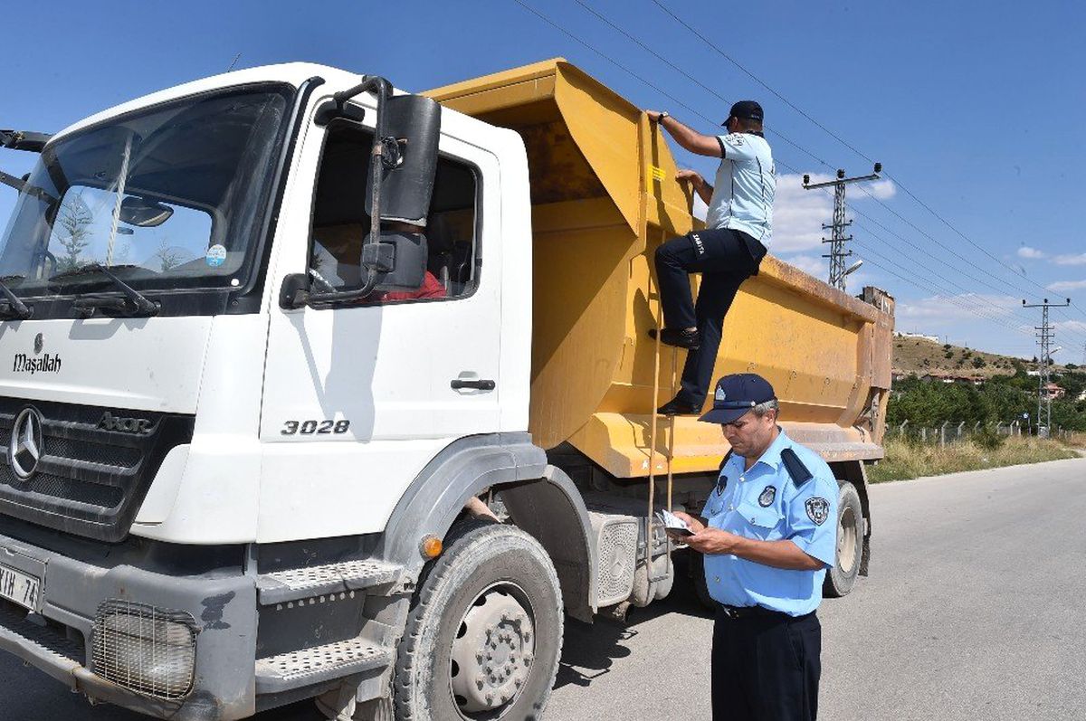 Büyükşehir\'den Kaçak Hafriyata Uydu Takibi
