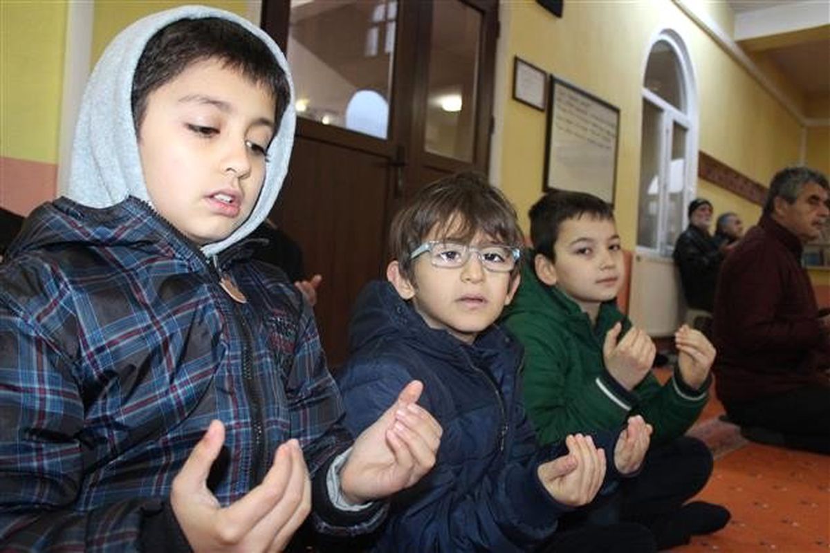 Camii ve Genç Buluşması Programı Düzenlendi