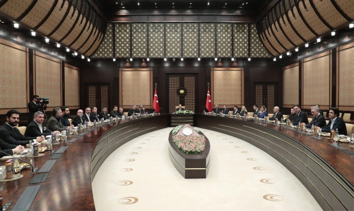 Cumhurbaşkanı Erdoğan, Sinema Sektörü Temsilcilerini Kabul Etti