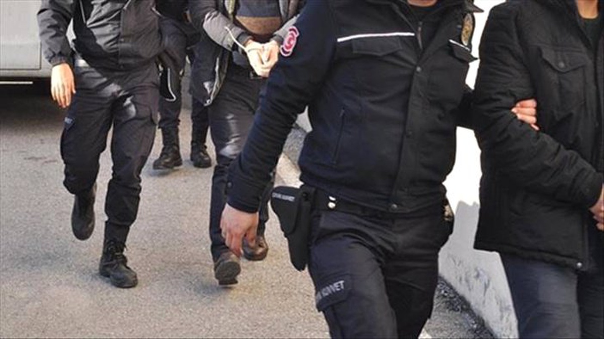 FETÖ soruşturmasında 51 polise gözaltı kararı
