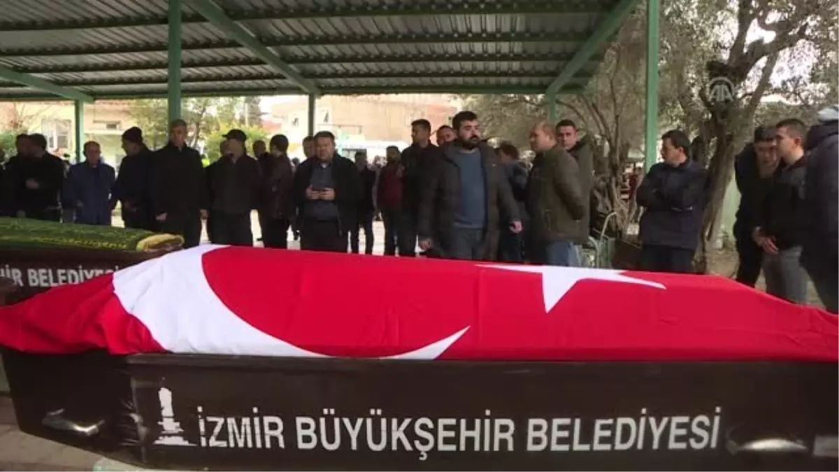 Gemi Yangınında Hayatını Kaybeden Makinist Son Yolculuğuna Uğurlandı