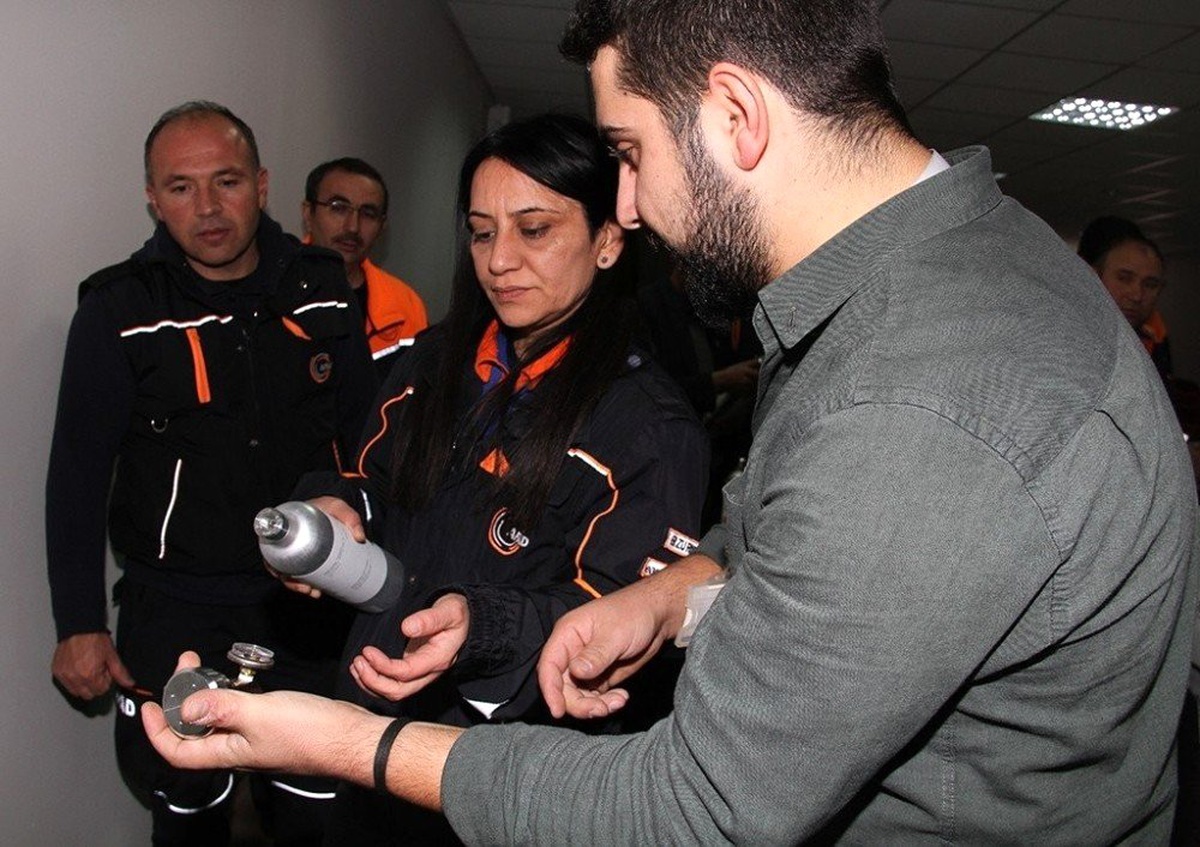 Hava Kalite Ölçüm Cihazlarının Kalibrasyonları Afad Erzurum\'da Yapılabilecek