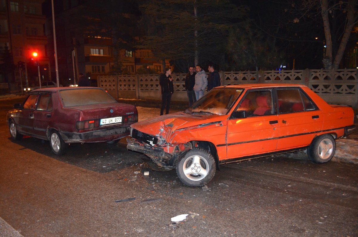 Ilgın\'da Zincirleme Trafik Kazası: 1 Yaralı